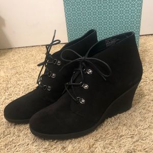 Brand New Susina Black Wedges